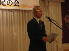 �y�V����A