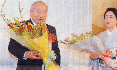 �T��������