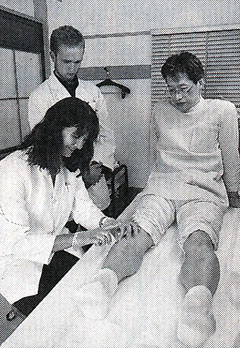 ������a����