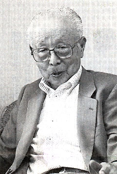 ����M����