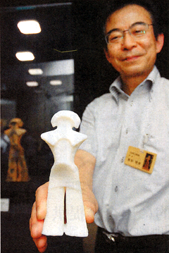 縄文の女神の模型